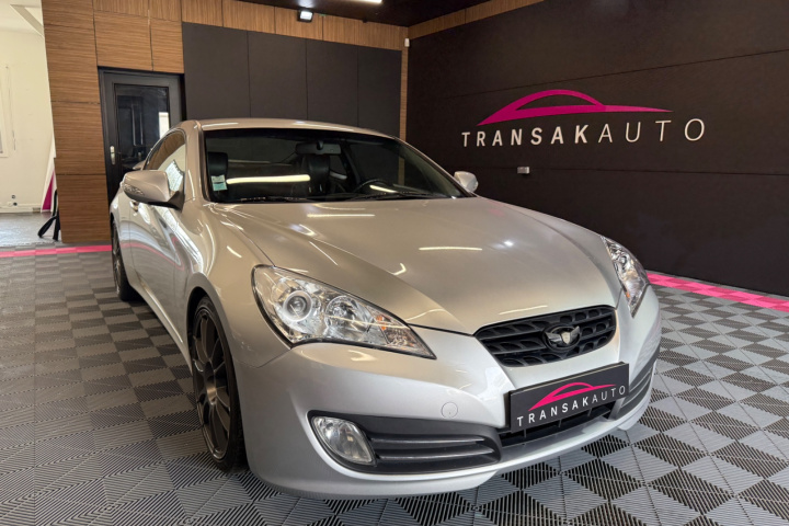 HYUNDAI GENESIS COUPE